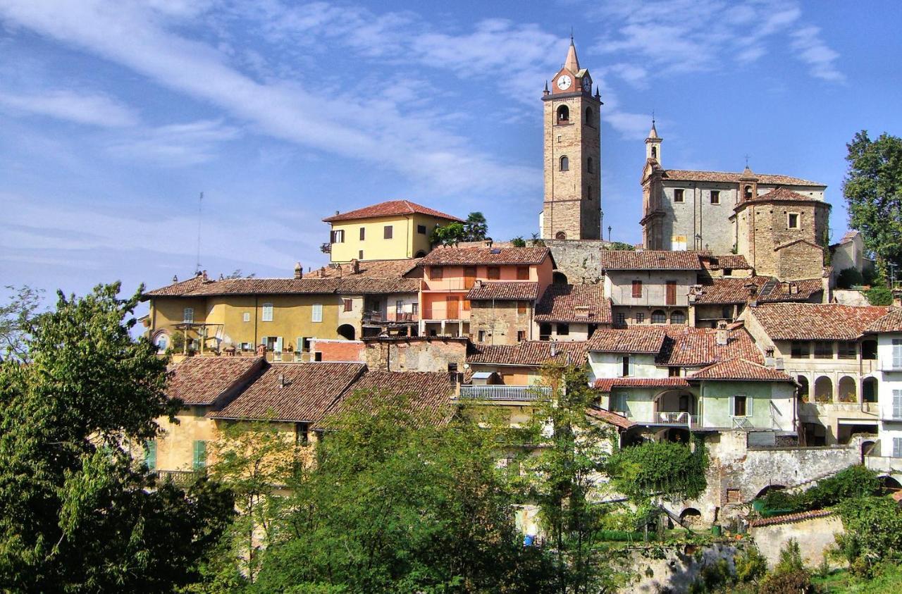 Le Case Della Saracca Monforte D'Alba Exterior photo
