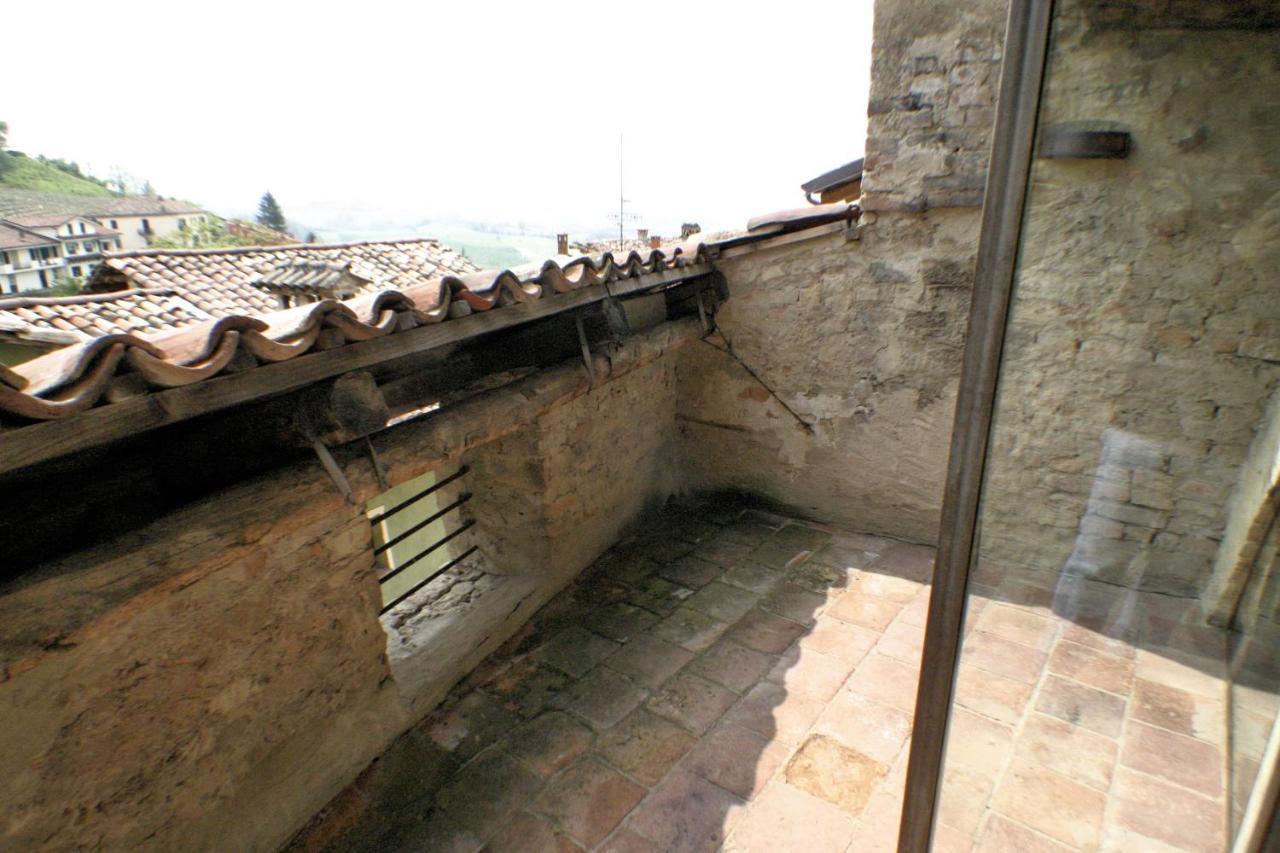 Le Case Della Saracca Monforte D'Alba Exterior photo