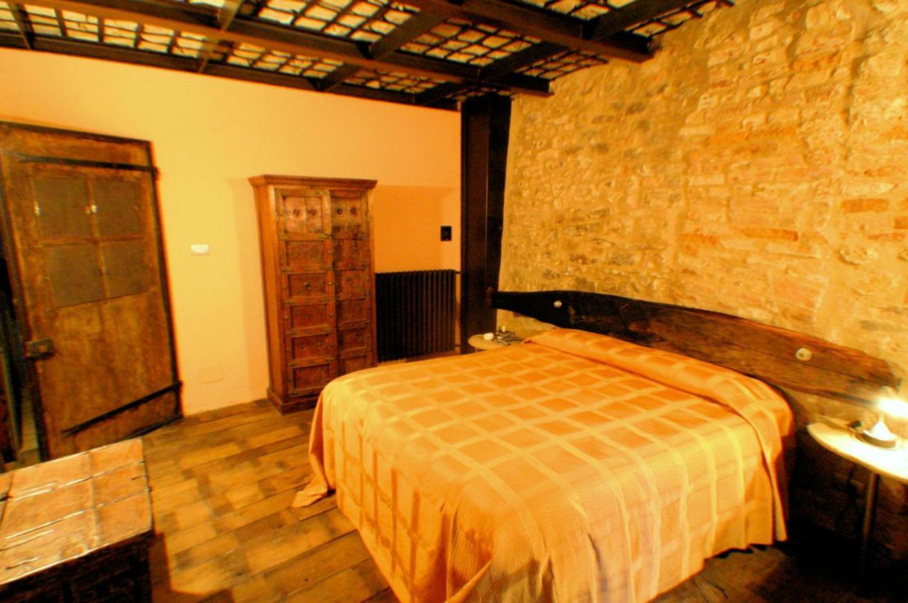 Le Case Della Saracca Monforte D'Alba Exterior photo