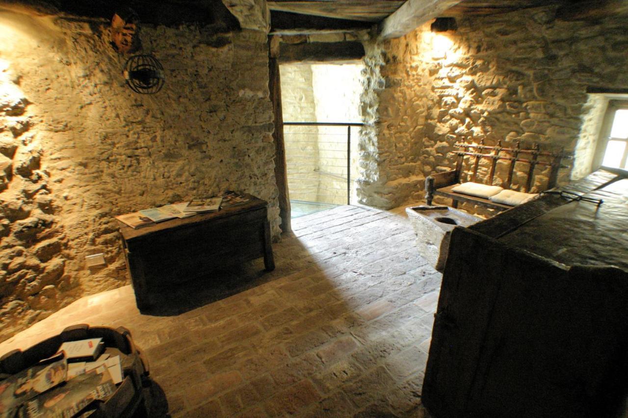 Le Case Della Saracca Monforte D'Alba Exterior photo